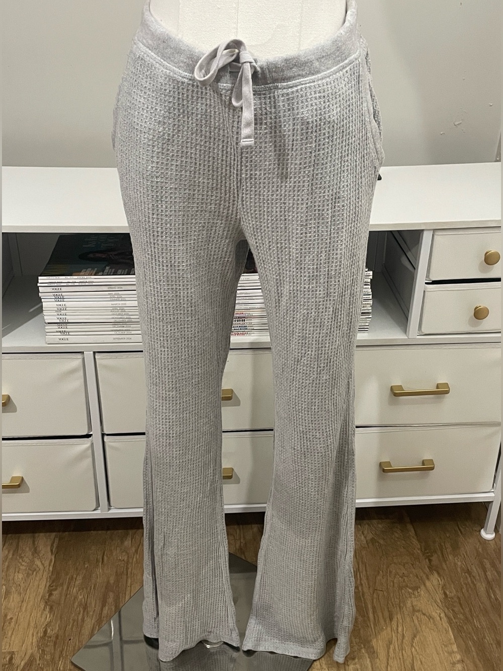 Aeropostale Flare Waffle Knit Pants (M)